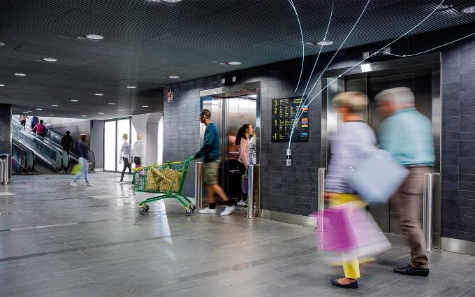 img_kaari-elevator-lobby-people-flow-HR_datalines_small-680x425